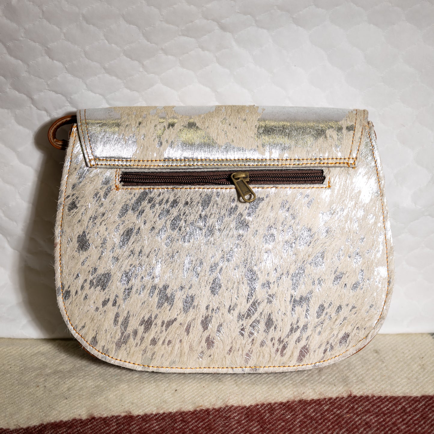#6 CROSS BODY/POUCH/ BACK ZIPPER