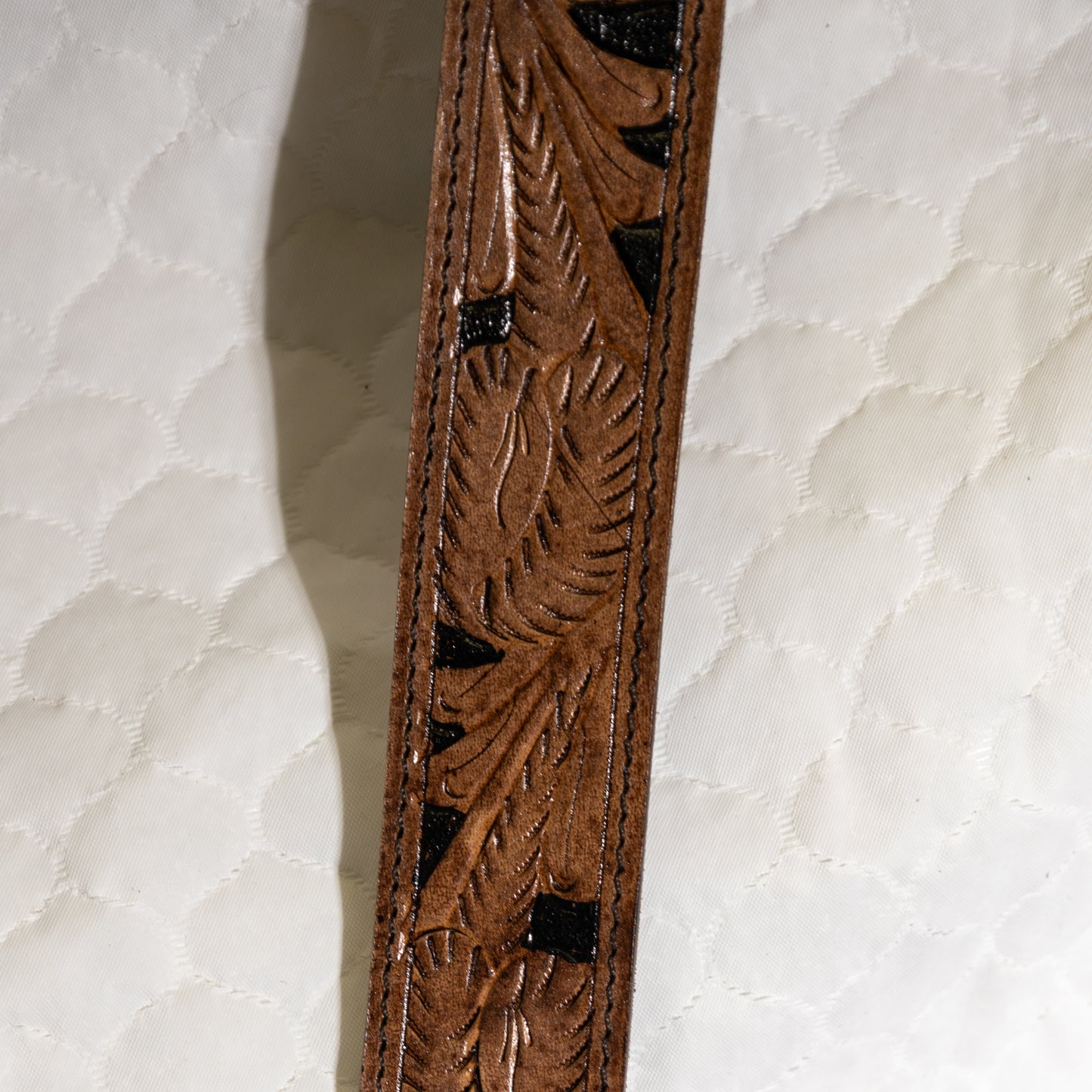 #26 FRINGE/TOOLED TOP/FLOWERS