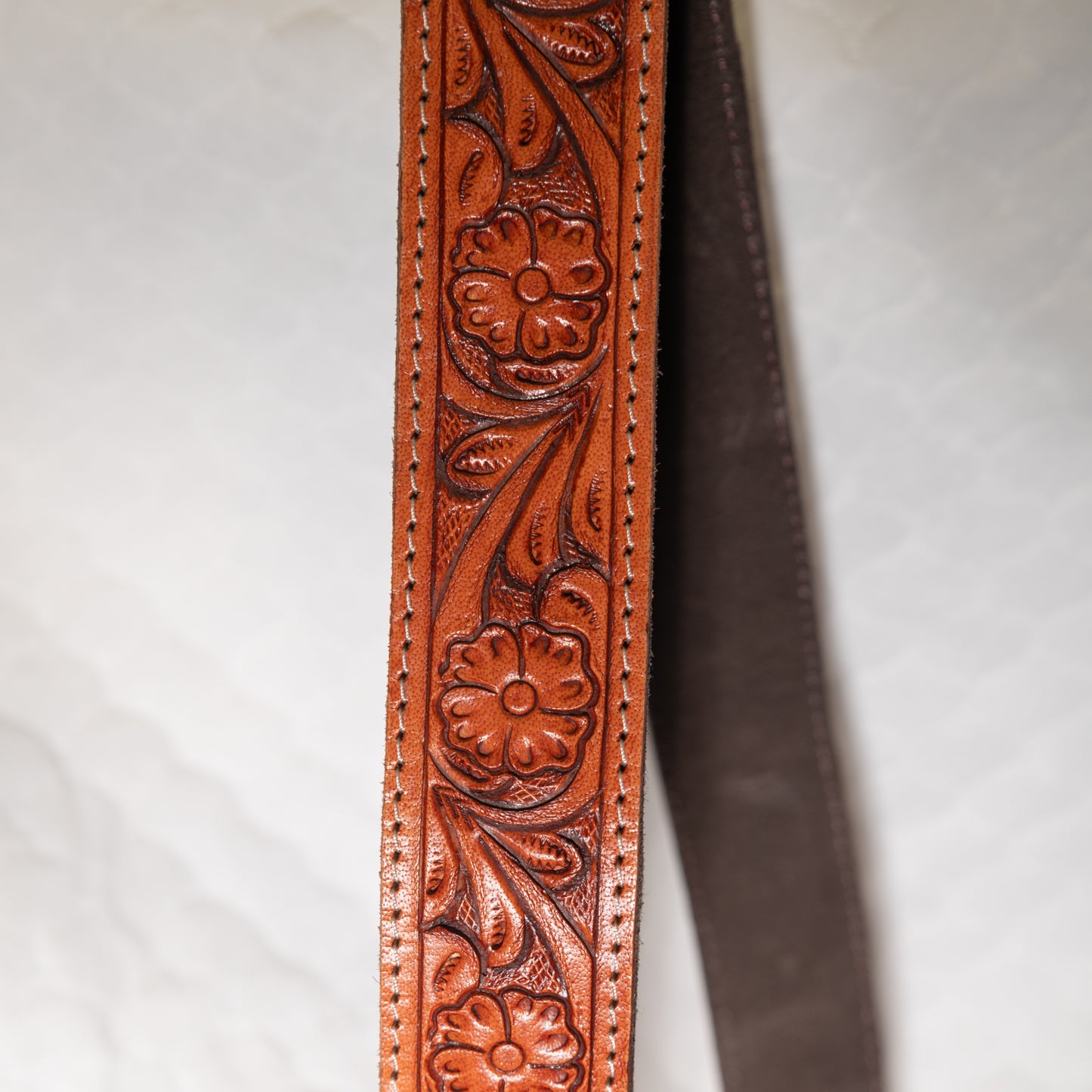 #104 LARGE PURSE FOLDOVER FLAP TOOLED LEATHER ON COWHIDE