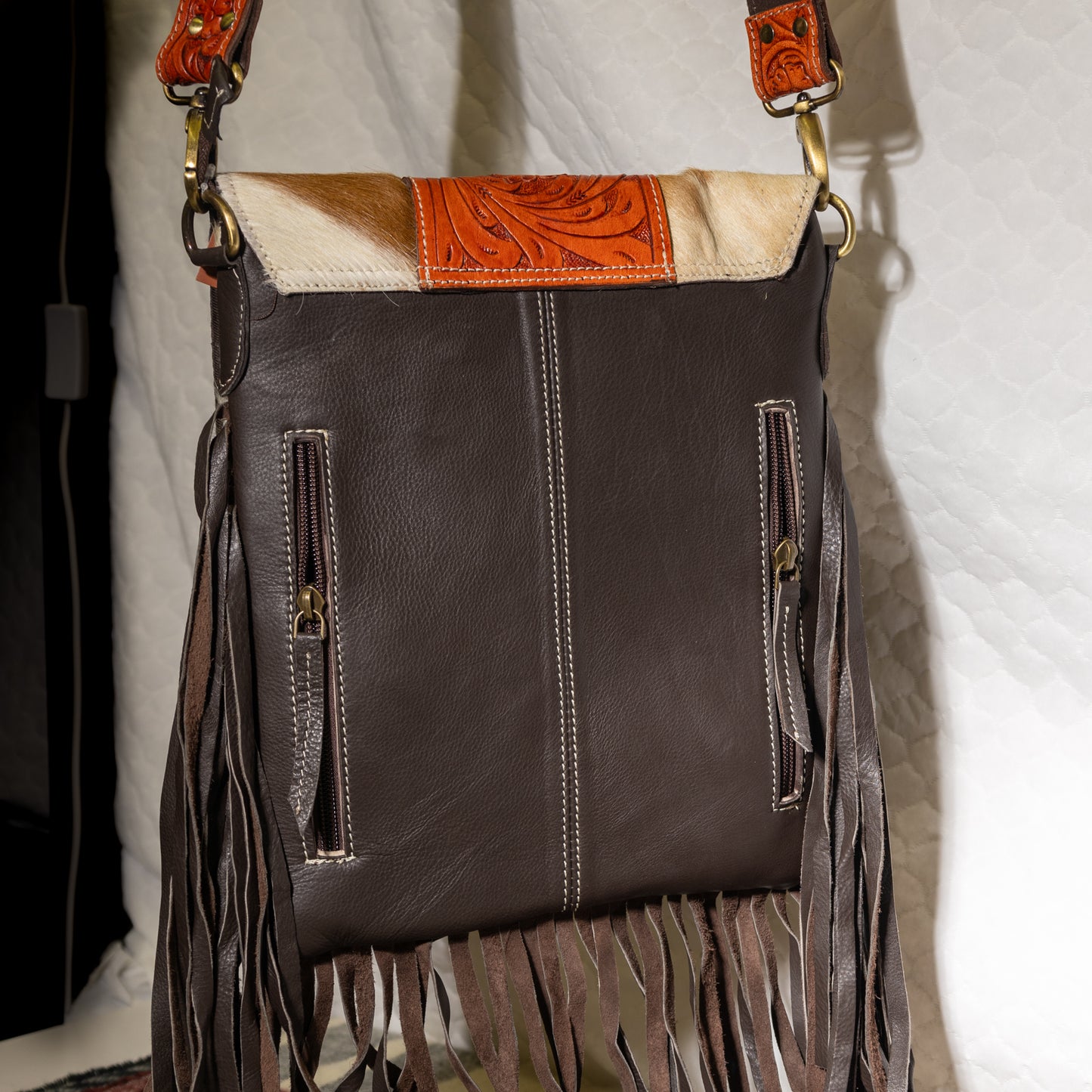 #104 LARGE PURSE FOLDOVER FLAP TOOLED LEATHER ON COWHIDE