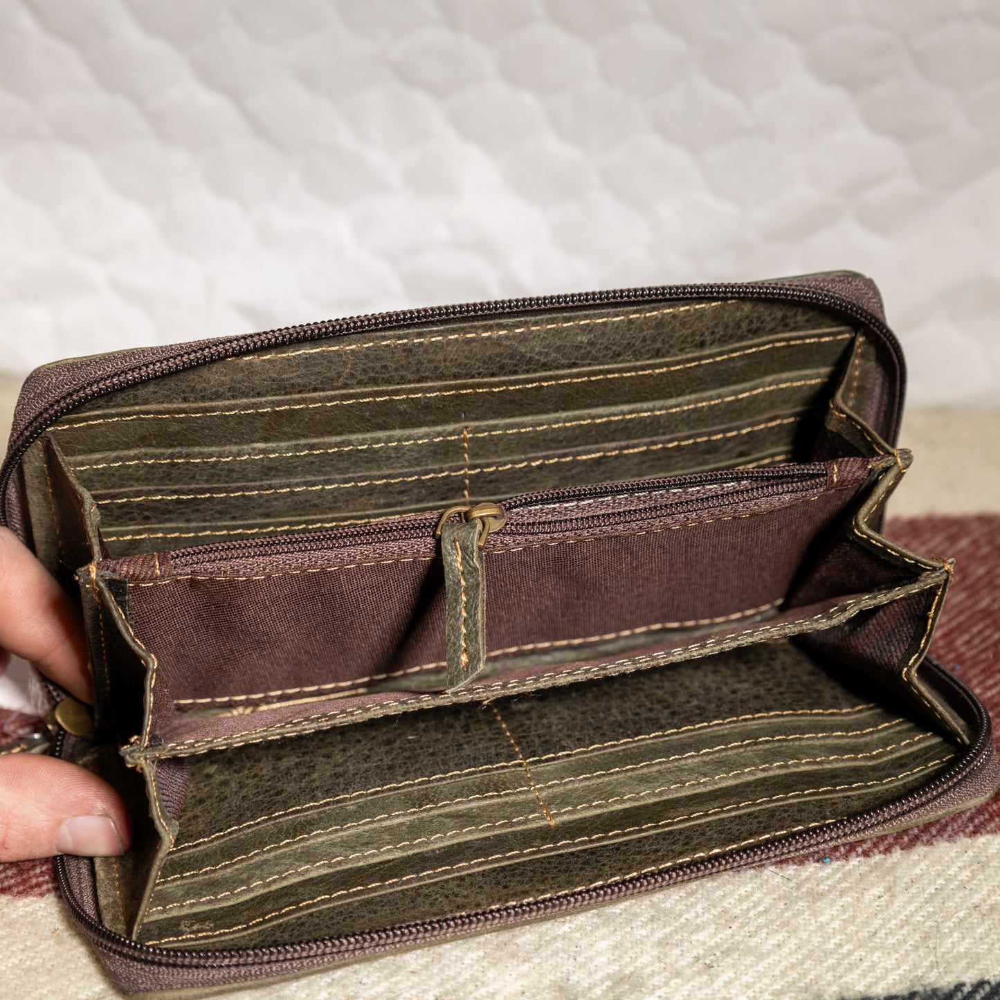 #201 WALLET COWHIDE AND LEATHER FRONT/LEATHER BACK/ZIPPERED
