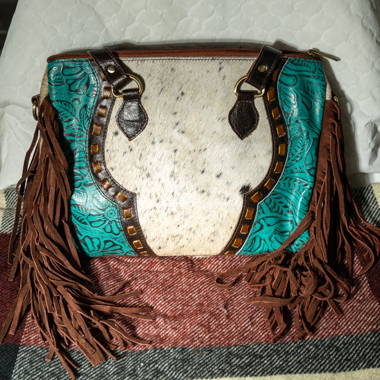 202 COWHIDE PURSE/DOUBLE HANDLED STRAP/ CROSSBODY/TOOLED SHOULDER STRAP