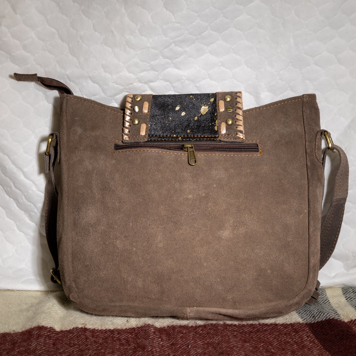 #31 LARGE CROSS BODY/BRASS BUTTONS