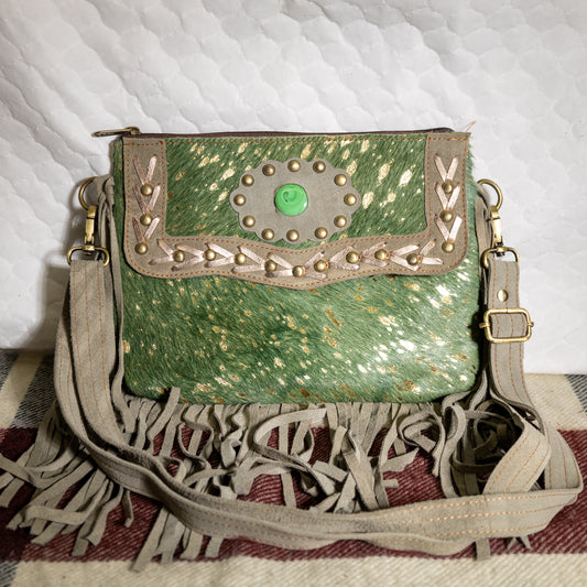 #57 CROSS BODY W/ LACING/ RIVETS/ CENTER STONE