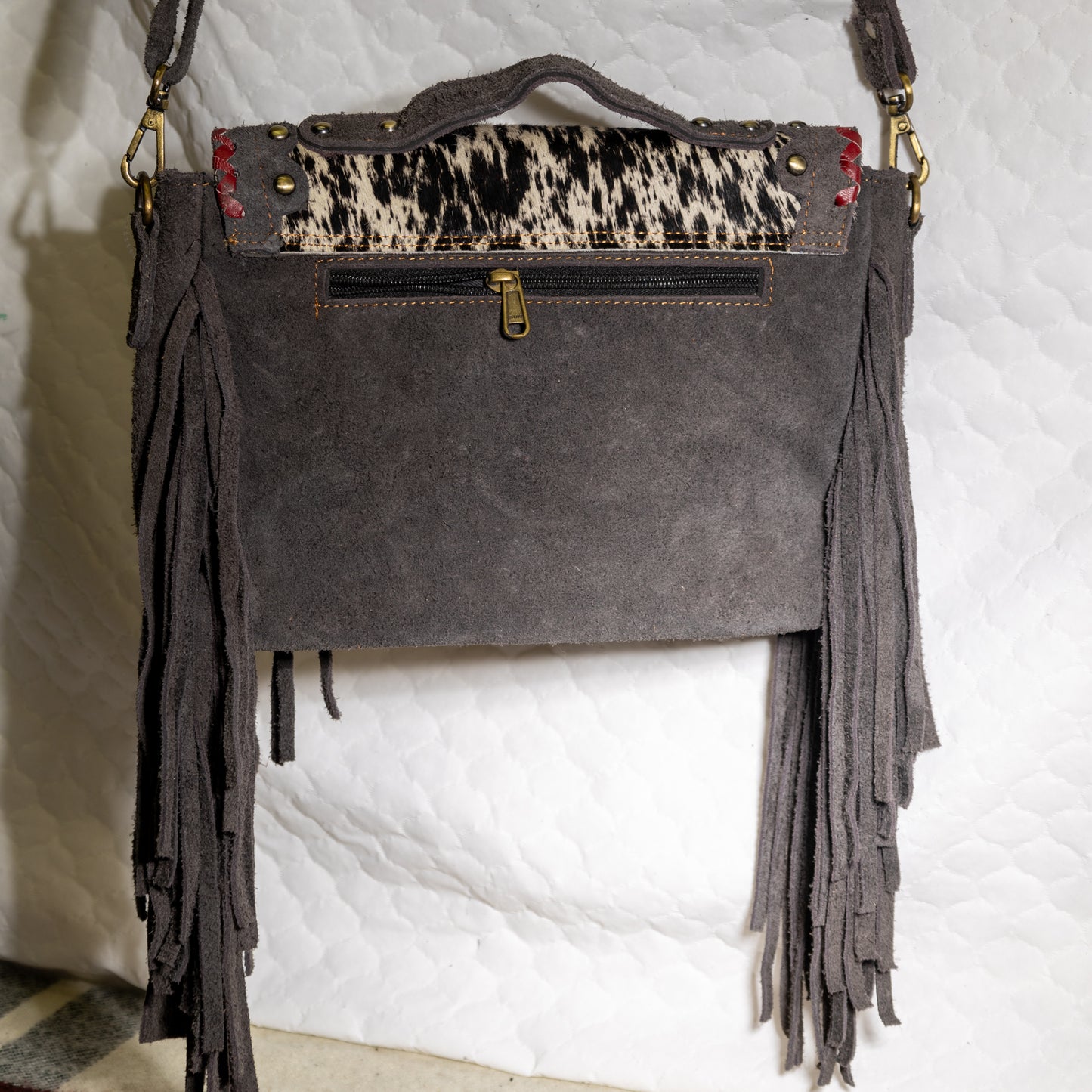 #59 CROSS BODY W/ BEAD WORK / BRASS RIVETS