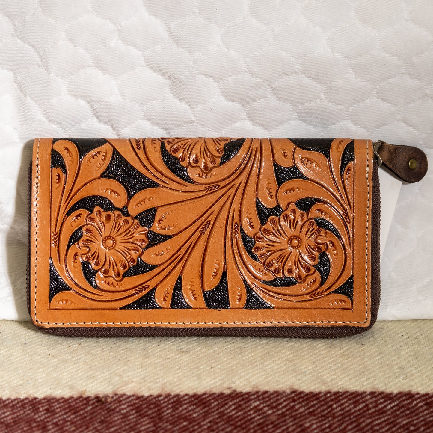 #70 TOOLED WALLET WITH FLOWERS