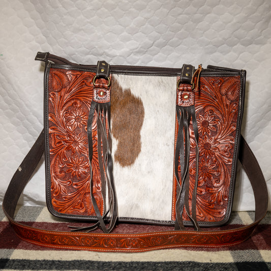 #92 COSS BODY /LEATHER BODY WITH TOOLED EDGES WITH COWHIDE CENTER