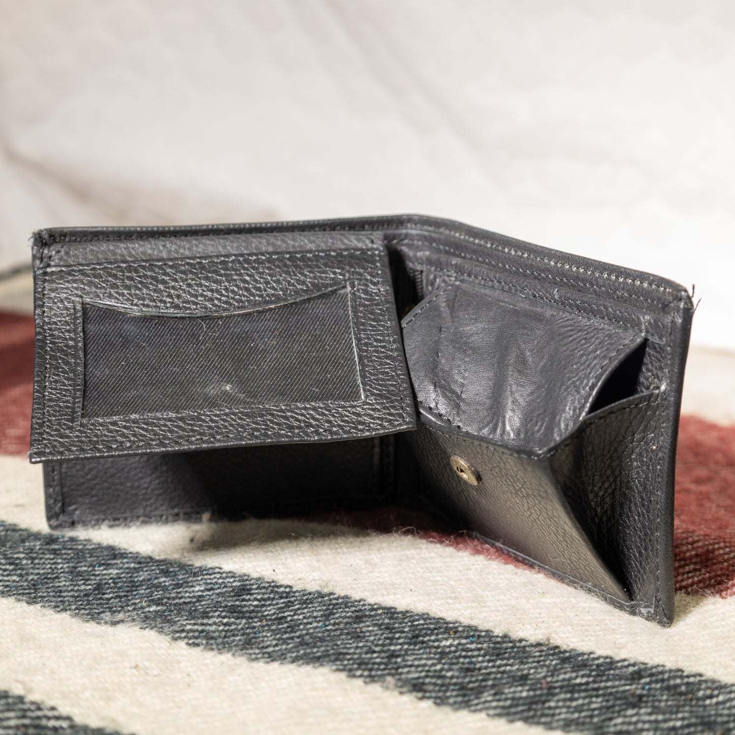 #102 MENS LEATHER WALLETS