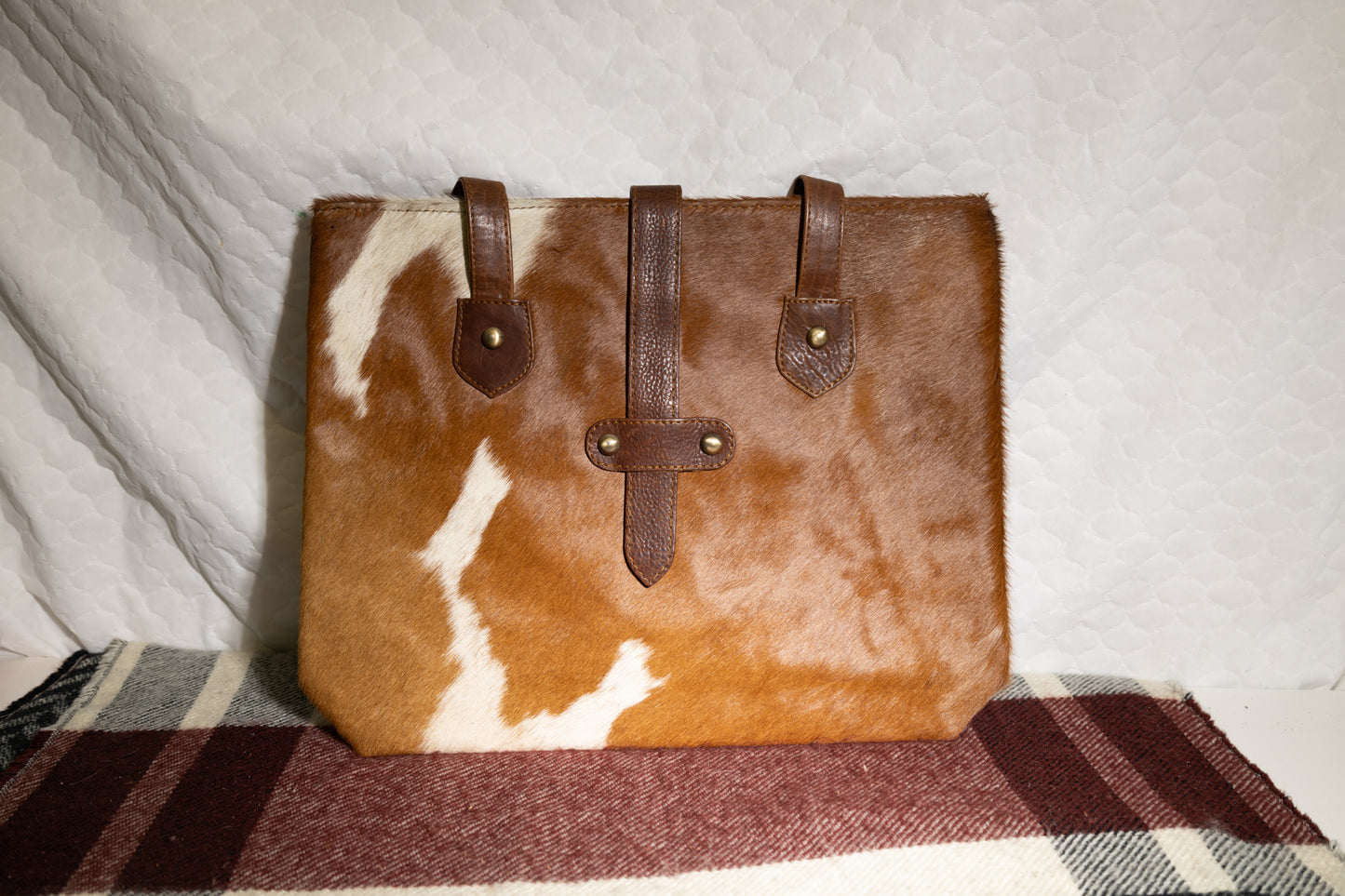 #157 LARGE PURSE/ BELT STYLE/ COWHIDE FRONT / LEATHER BACK