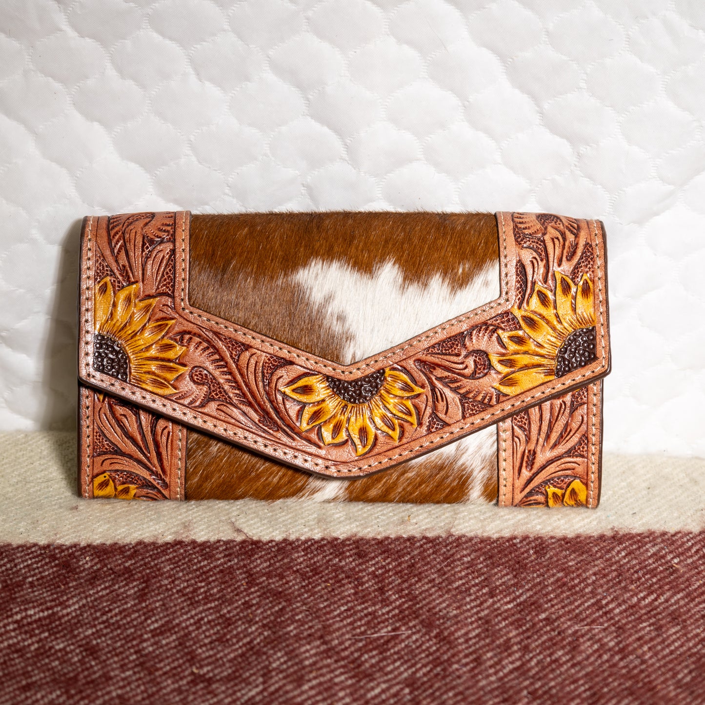 #164 WALLET COWHIDE/ TOOLED LEATHER TRIM