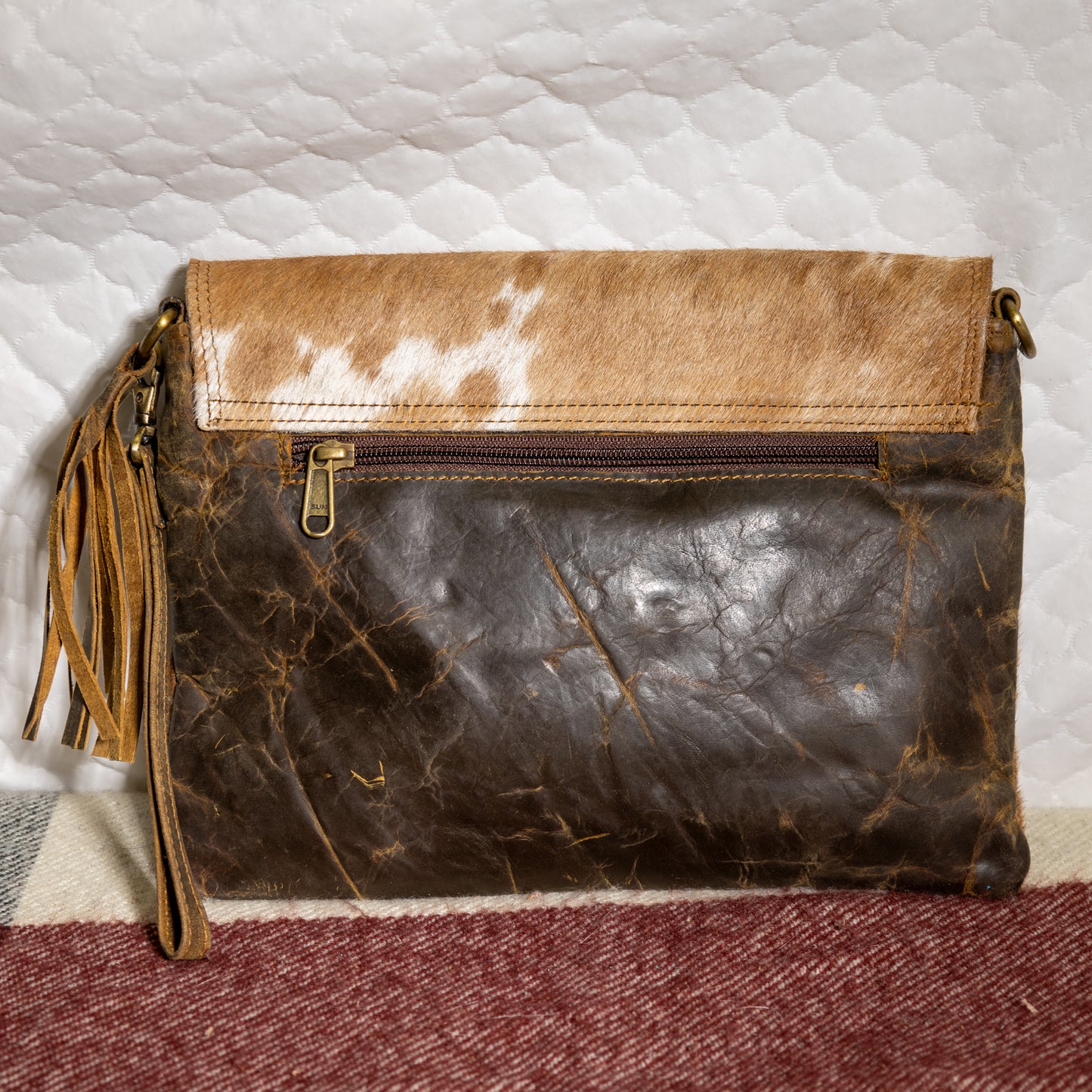 #165 CROSS BODY COWHIDE FRONT AND FLAP/ LEATHER BACK