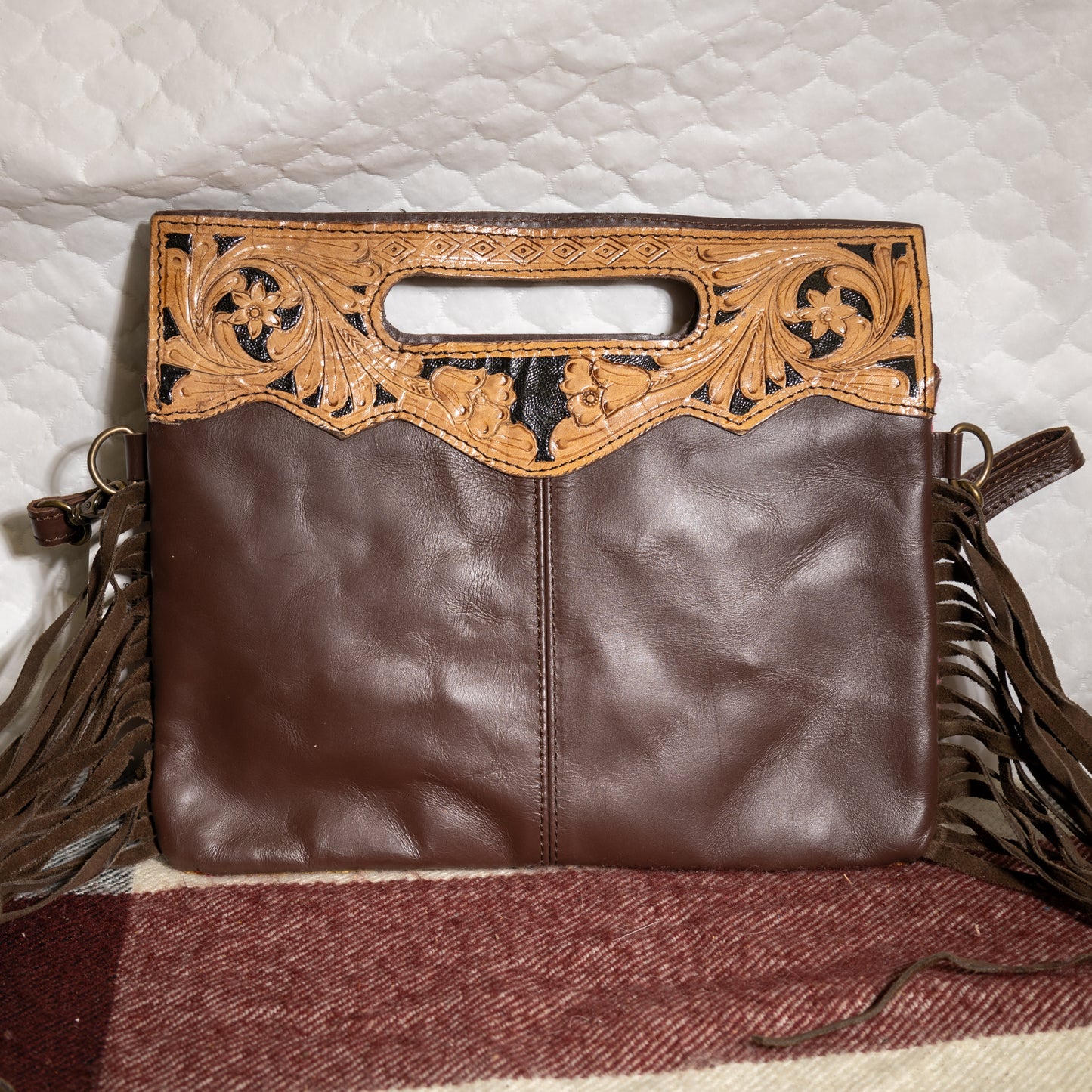 #191 CROSS BODY TOOLED TOP HANDLE WITH FRINGE/ FABRIC PATTEREND FRONT / LEATHER BACK